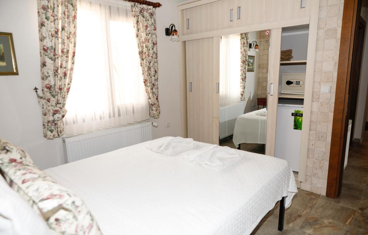 villa lotus butik otel Seferihisar Esterno foto